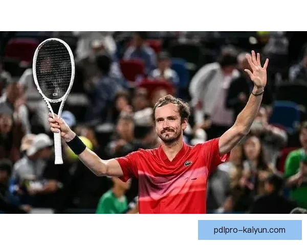 英超克拉克状态回暖，表现稳健为球队贡献良多